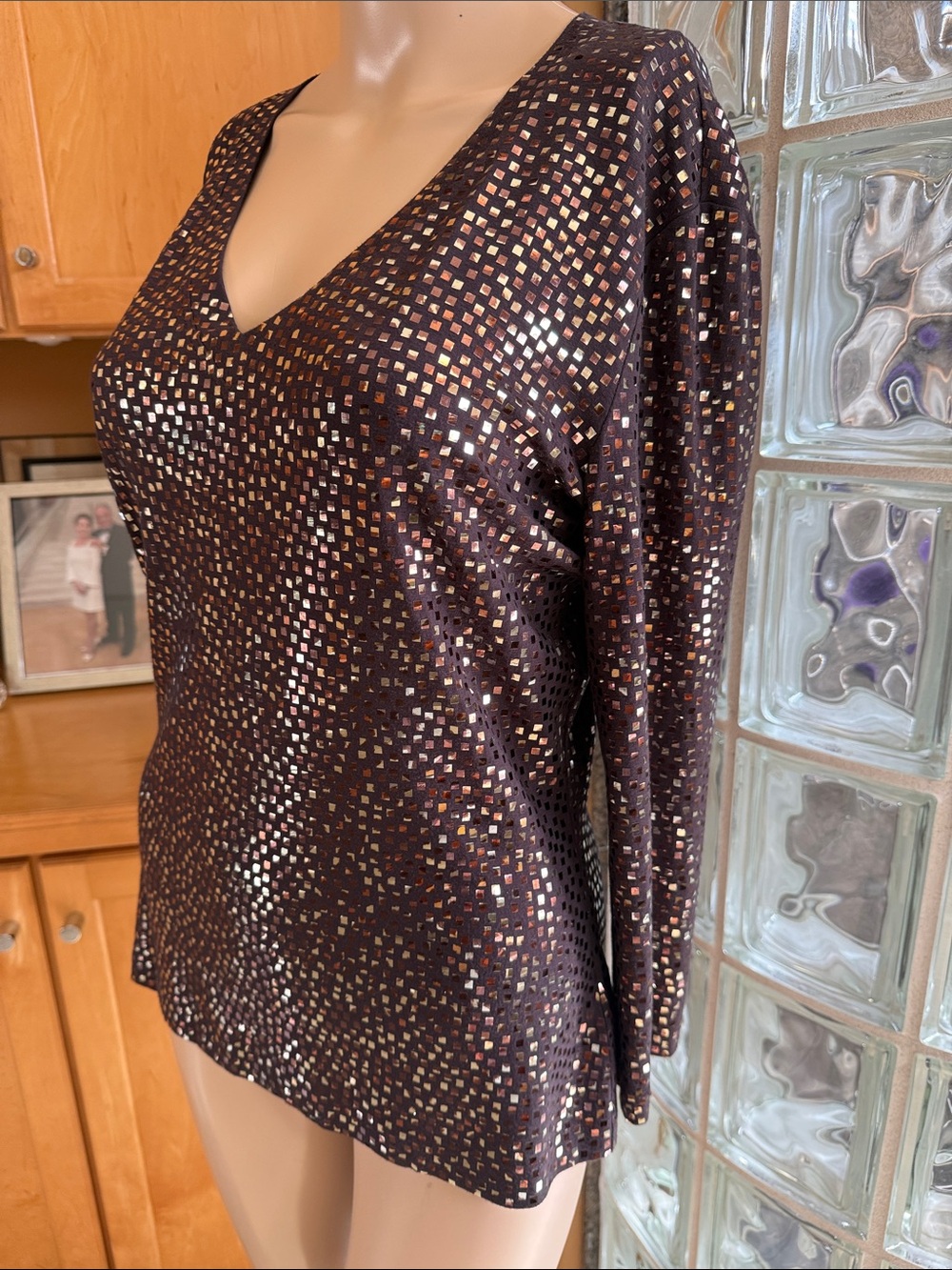 St. John V-Neck in Deep Brown w/Gold and Bronze sequins Luxe Blouse Sz. S